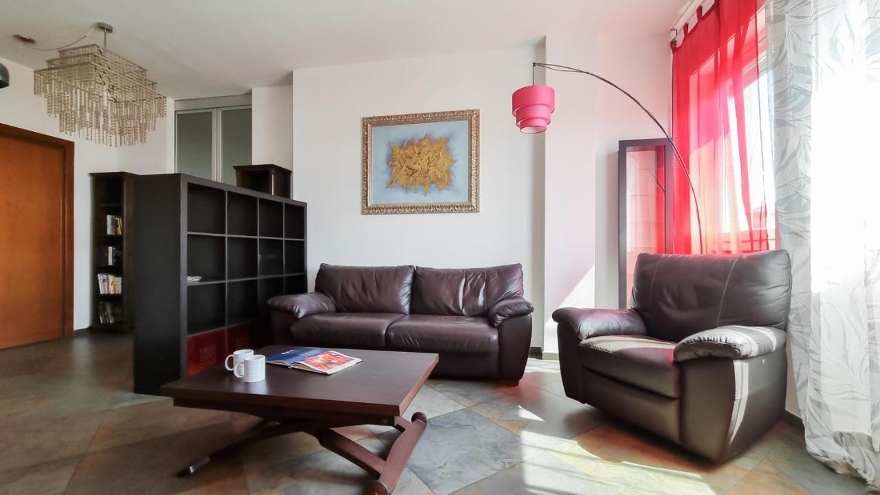 Italianway - Monza 43A Appartement Milaan Buitenkant foto